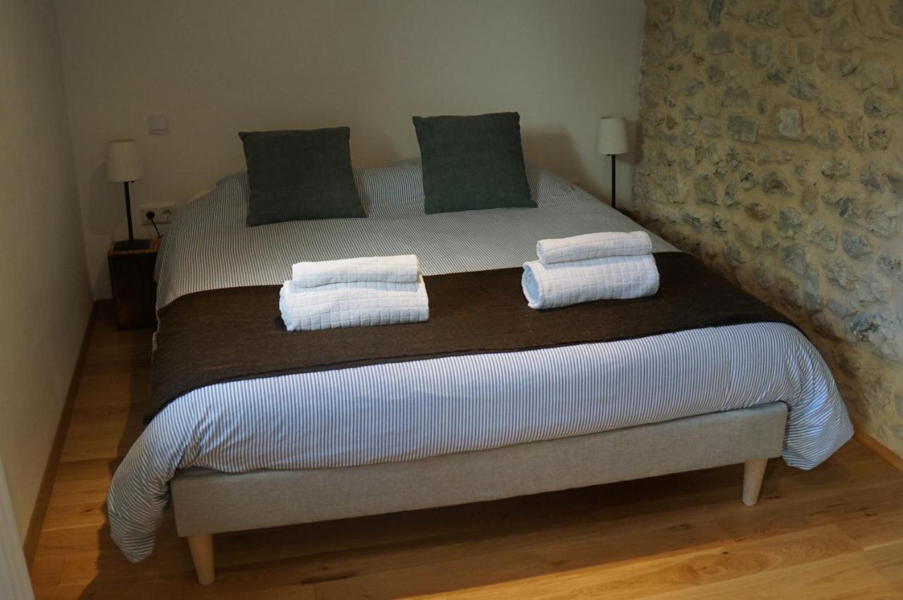 Malia - Chambres D'Hotes & Gite Barret-de-Lioure エクステリア 写真